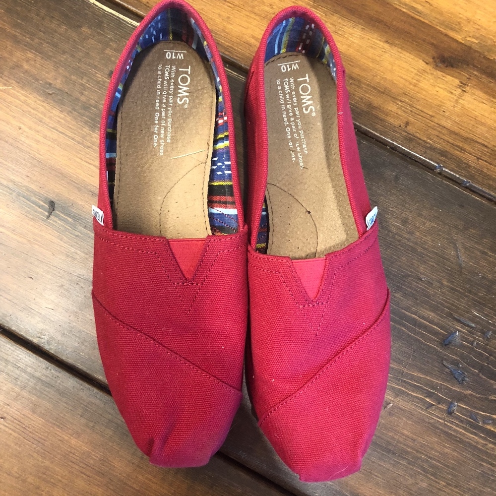 Red Toms
